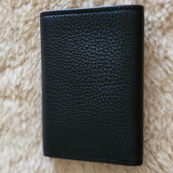 NWOT Tory Burch Kira Black Leather Tri-fold Wallet 🖤💛🎁 - Picture 4 of 16